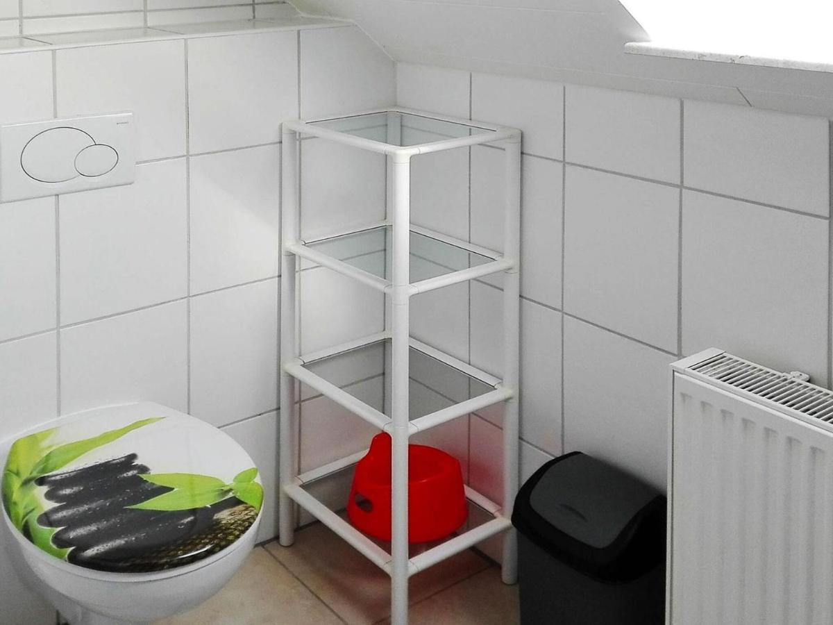 Ferienhaus Mit Grossem Garten In Neßmersiel エクステリア 写真